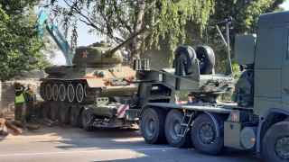Кроме того, с улицы в Нарве убрали советский танк T-34.