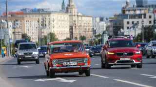 Срок владения автомобилем в России растет