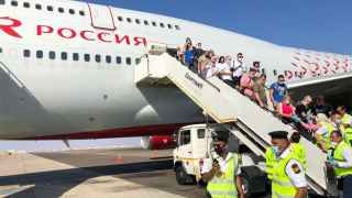 Рейс с российскими туристами в аэропорту Шарм-эль-Шейха, Египет