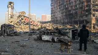 Взорванный торговый центр в Киеве.