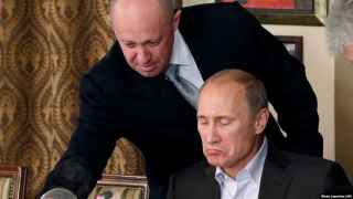 Евгений Пригожин (слева) почти не сказался на рейтинге Владимира Путина